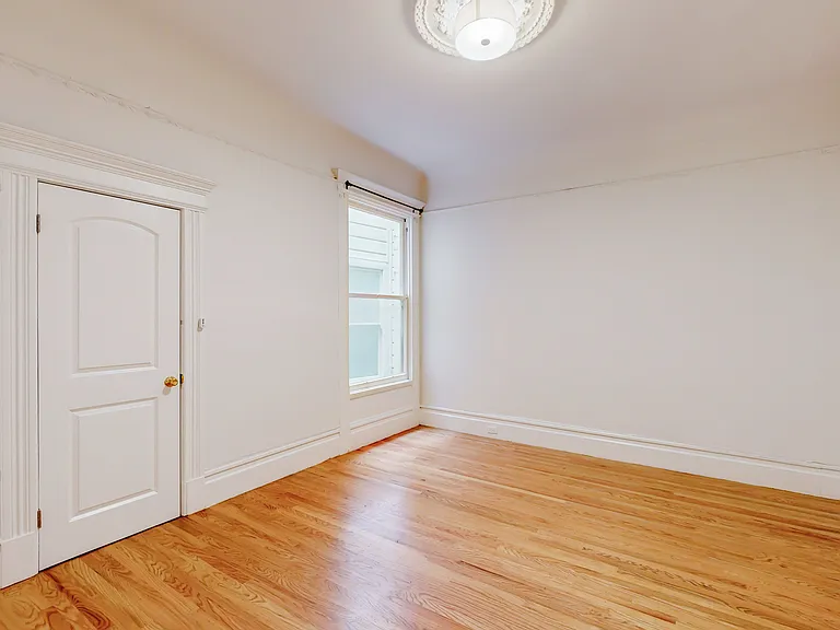 523 Waller St #525 — Photo 9