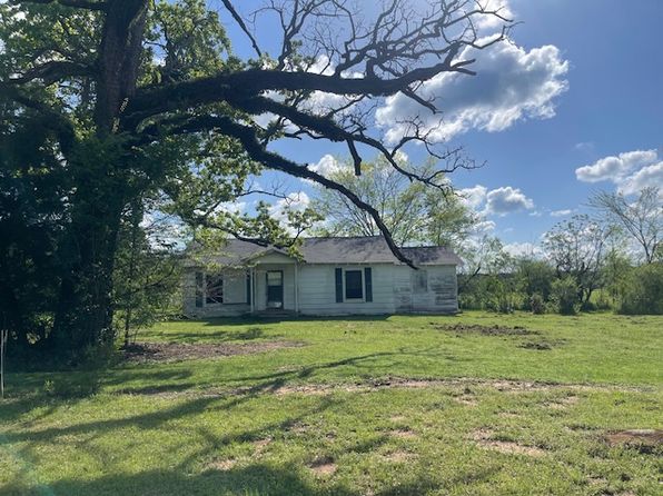 25767 Texas Hwy #77