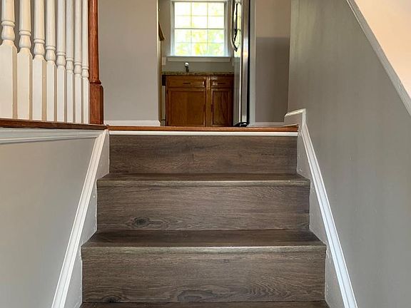 2nd image of 23 Saint Albans Blvd