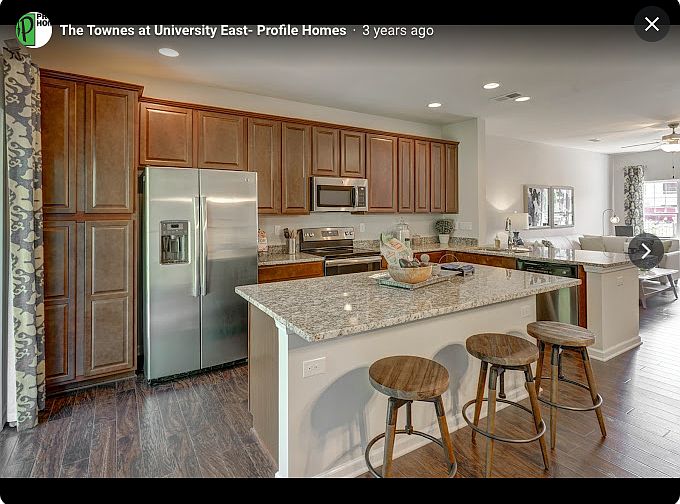 2nd image of 7430 Sienna Heights Pl