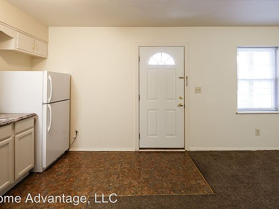3rd image of 4705 Cofer Ave APT 14