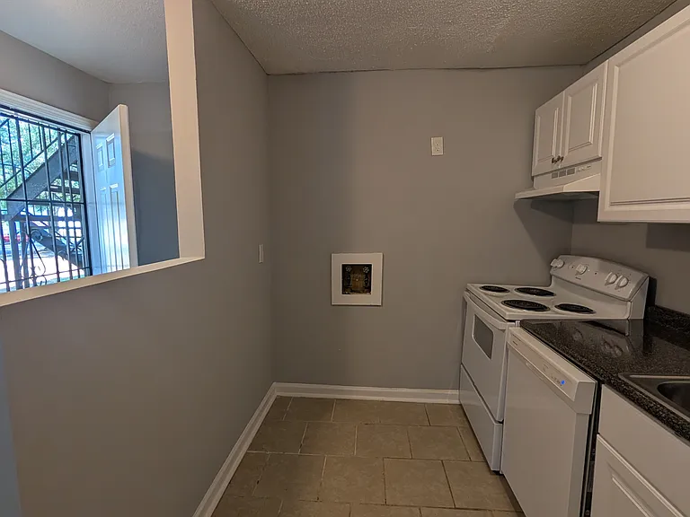 700 Graymont Ave W #1 — Photo 6