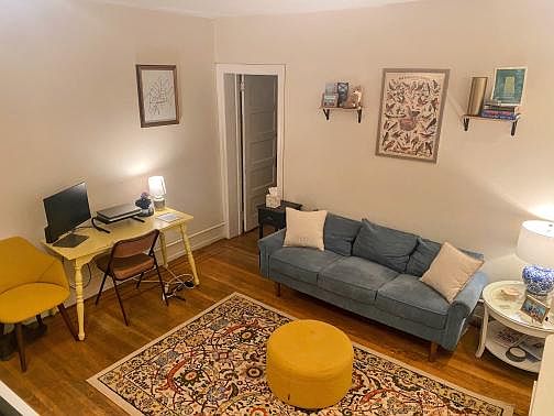 2nd image of 325 S 17th St APT 1R