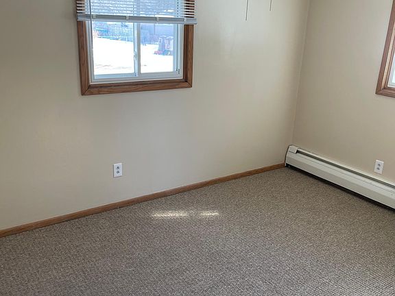 2nd image of 4884 101st Ln NE