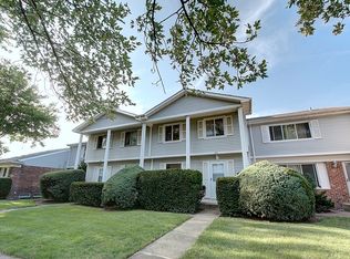 149 Jamestown Ln, Bolingbrook, IL 60440