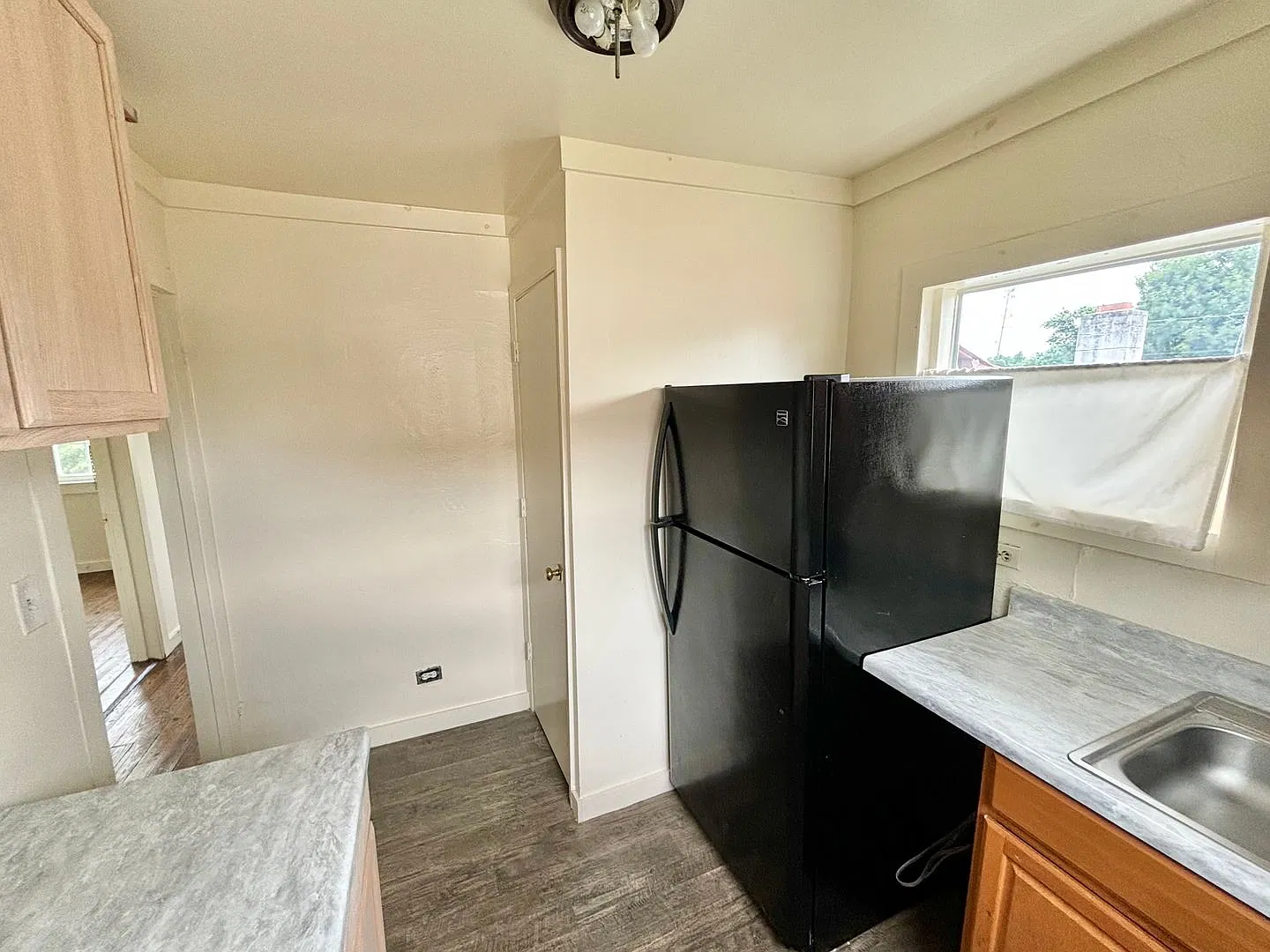 407 9th Street Duplex — Photo 2