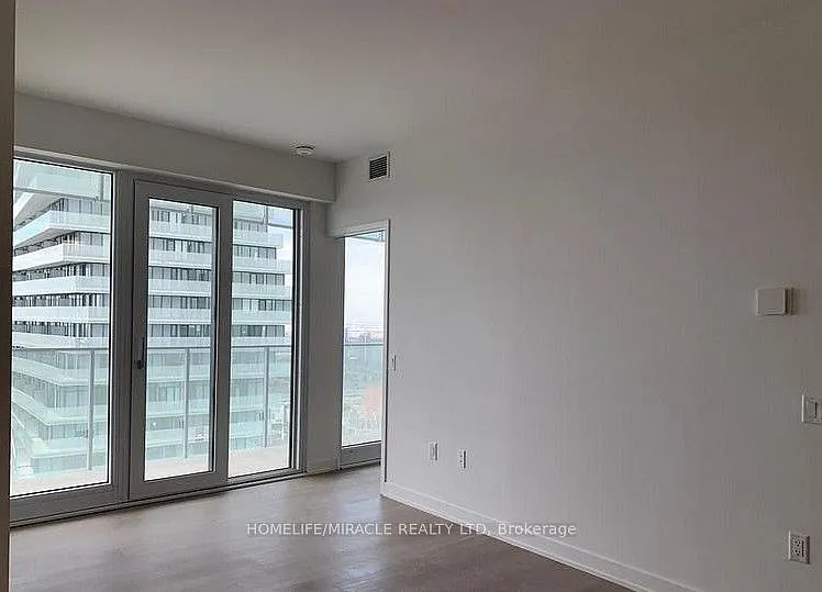 2 bed, $2,800 — Photo 4