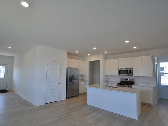 2nd image of 12872 Mystic Pines Way