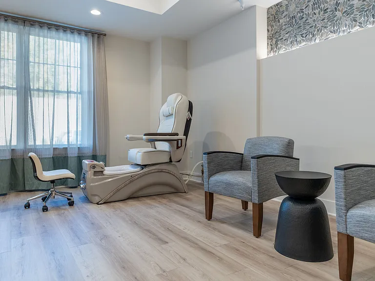 Acclaim at Cary Pointe — Photo 25