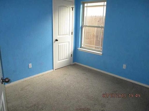 5th image of 609 E Bonnie Ln