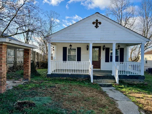 205 2nd St, Oak Hill, WV 25901