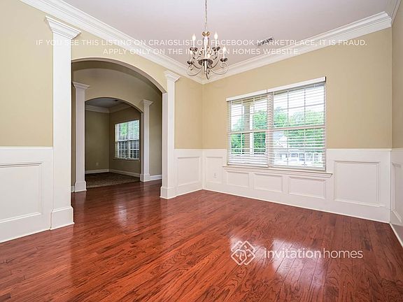 5th image of 165 Shoal Park Dr
