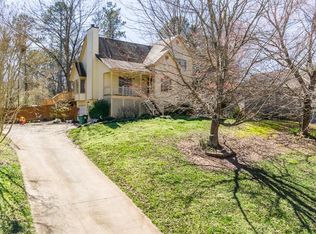 6413 Stanbrough Ln, Dallas, GA 30157