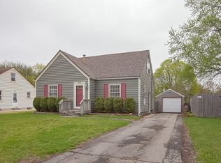717 11th St, West Des Moines, IA 50265