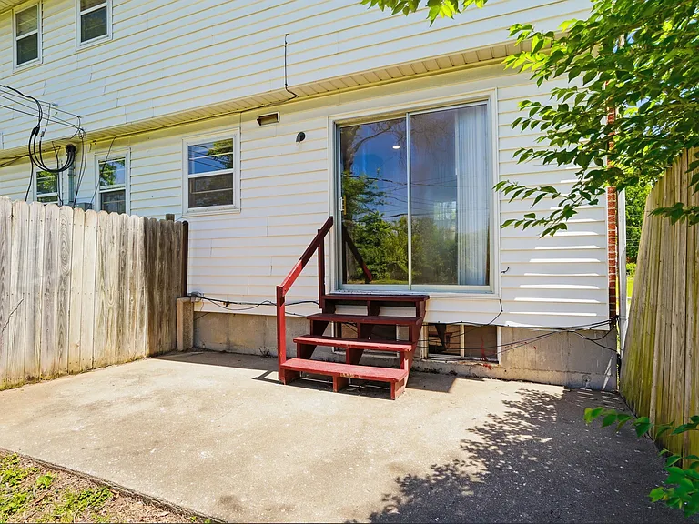 405 Brewer Dr #B — Photo 28
