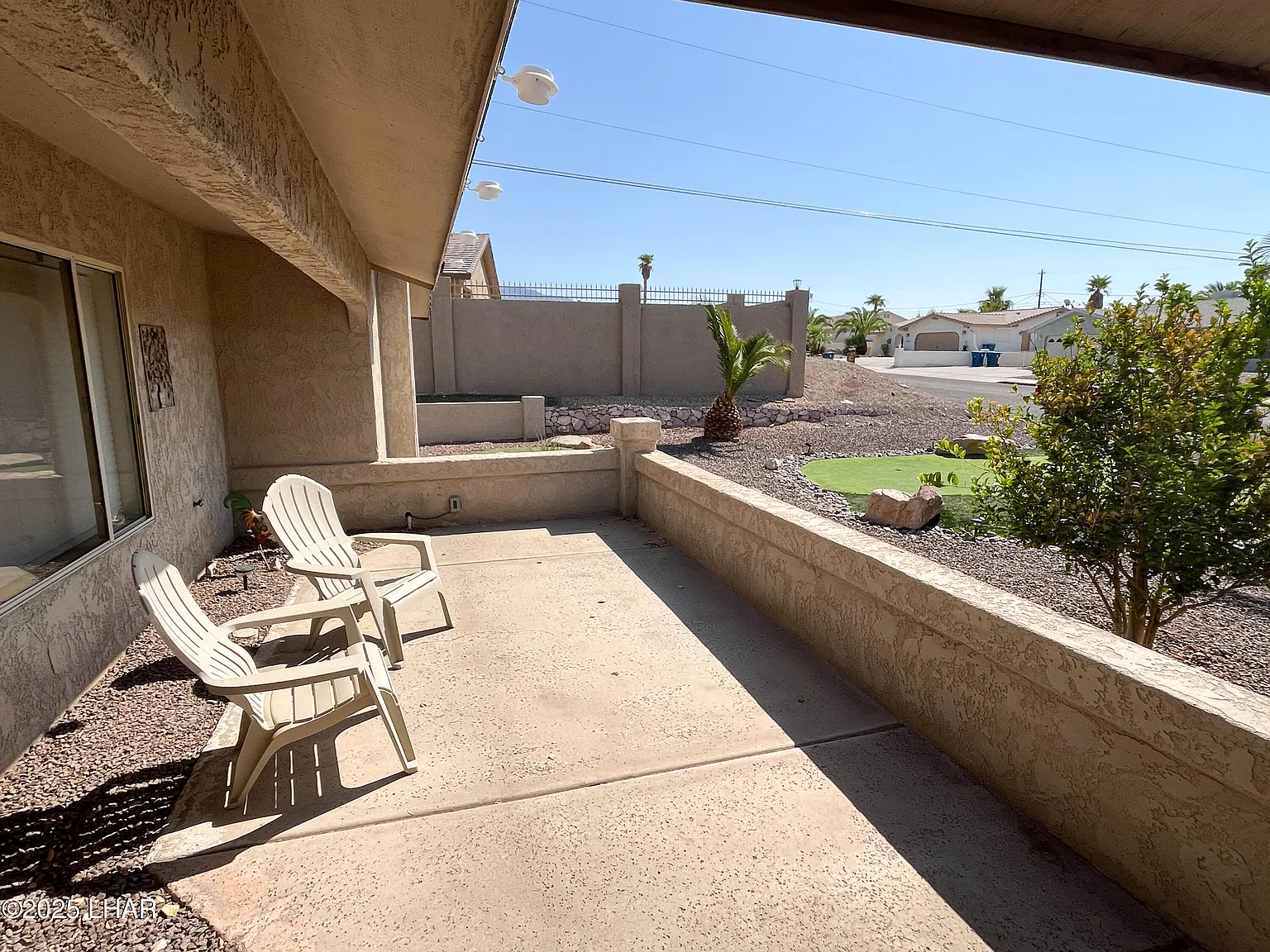 4 bed, 2.0 bath, 2088 sqft, $3,000 — Photo 4