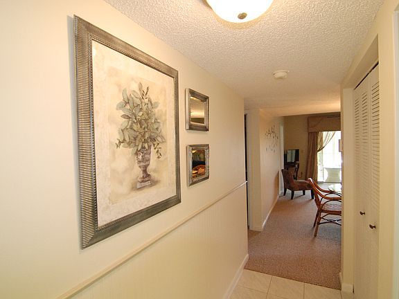 4th image of 18081 SE Country Club Dr #986