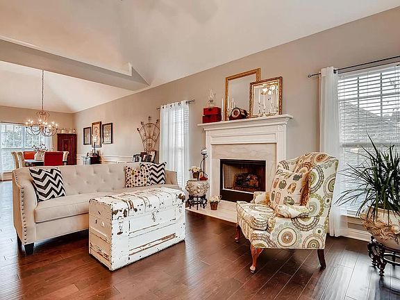 4th image of 606 Dunbrooke Ct