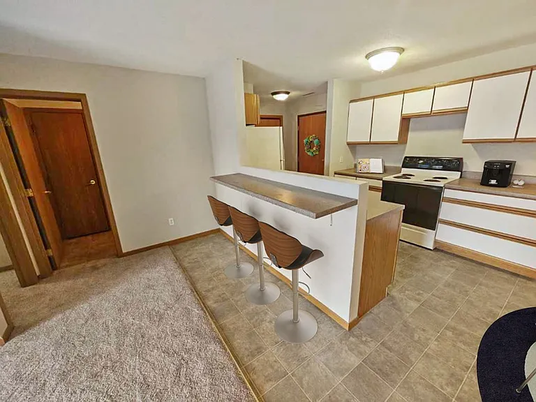 340 N Main Avenue — Photo 30