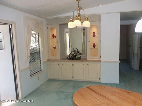 4th image of 559 Marlin Cir