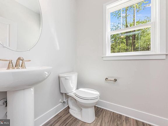 7th image of this home