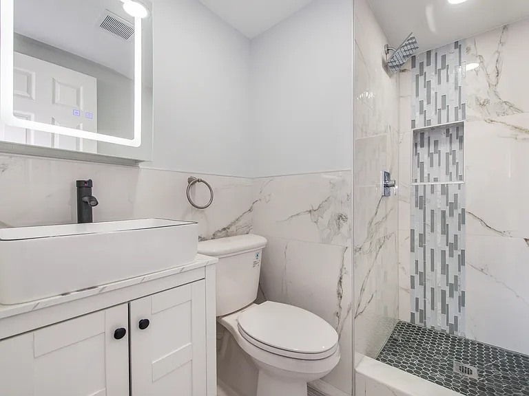 446 Passaic St #3F — Photo 12