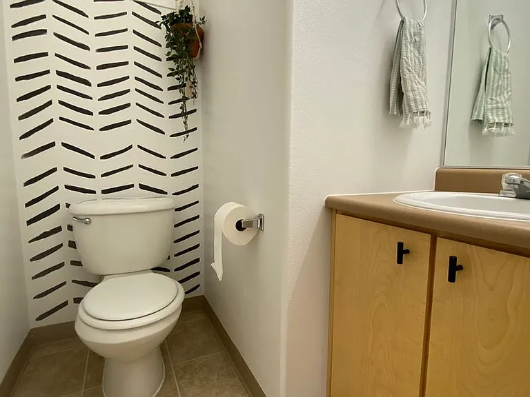 2835 SW Western Blvd #104 — Photo 8