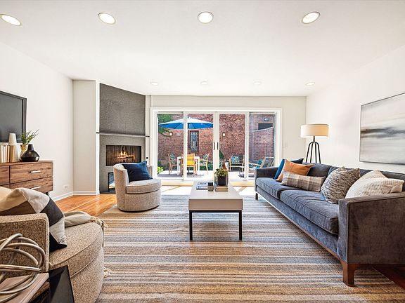 3rd image of 2221 N Orchard St #C