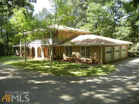 2nd image of 60 Cedar Hill Dr