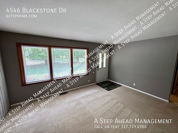 3rd image of 4546 Blackstone Dr