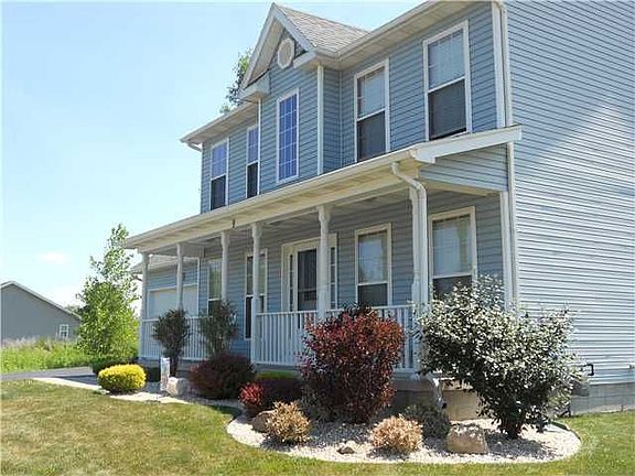 3rd image of 9 Country Village Ln