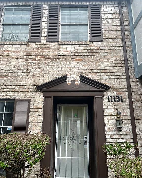 1st image of 11131 Village Bend Ln #1131