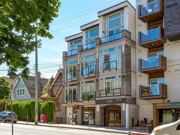 1121 Fort St #305, Victoria, BC V8V 3K9