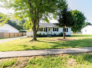 702 Park Ln, Radcliff, KY