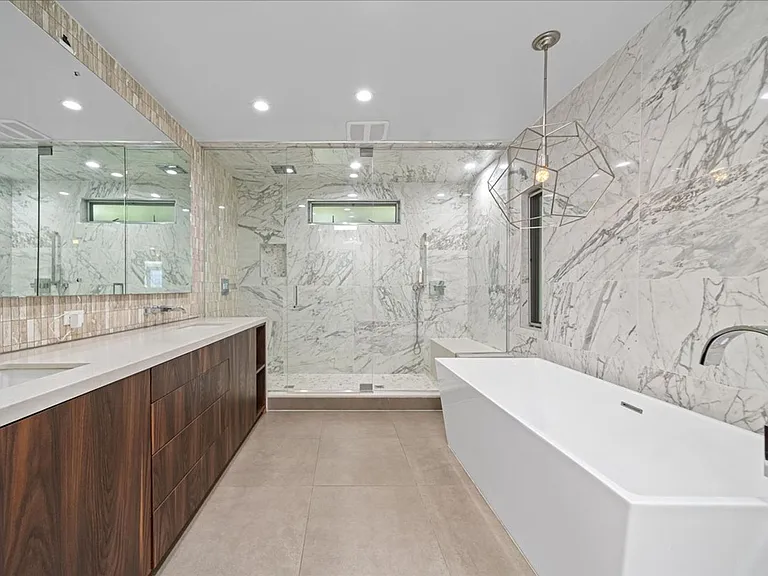 1455 S Castello Ave — Photo 31