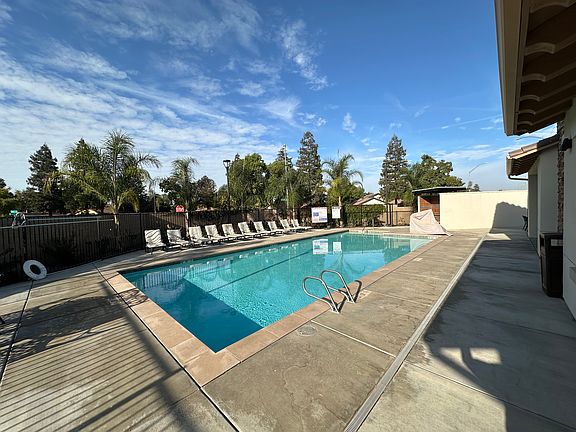 5th image of 6387 N Santa Lucia Way