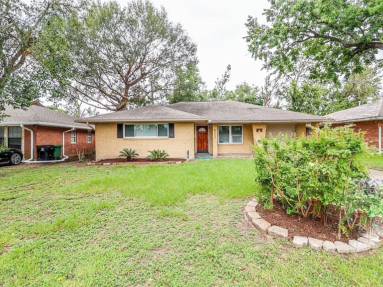 4513 Nina Lee Ln — Photo 13