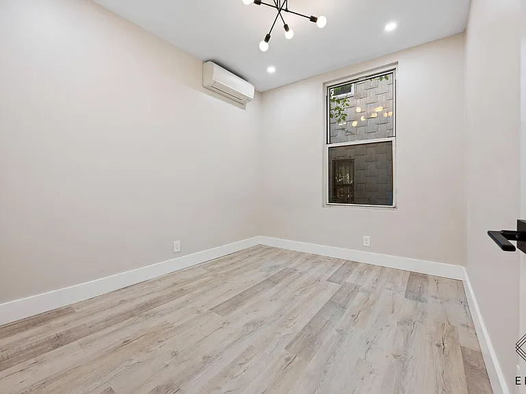 739 6th Ave #2B — Photo 12