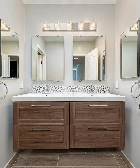 1710 Malcolm Ave #303 — Photo 17