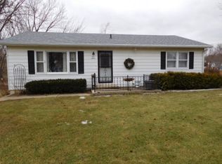 112 Cedar Ct, Cedarville, IL 61013