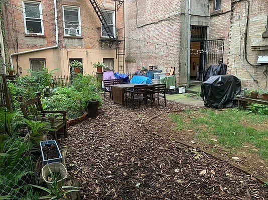 Rented by Douglas Elliman | media 8