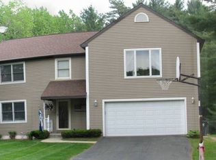 68 Lambert Dr, Queensbury, NY 12804