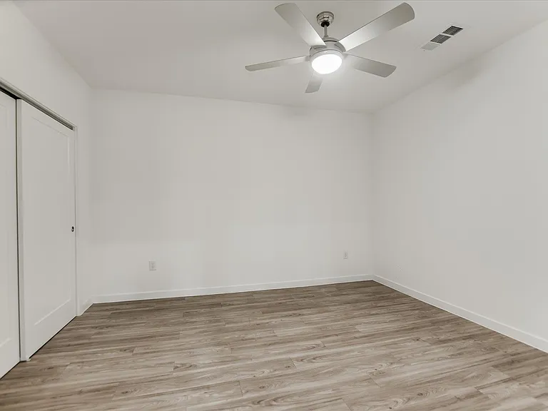 4801 Springdale Rd #1207 — Photo 7