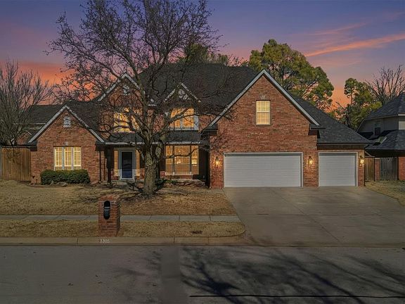 2nd image of 3305 Riverwalk Dr