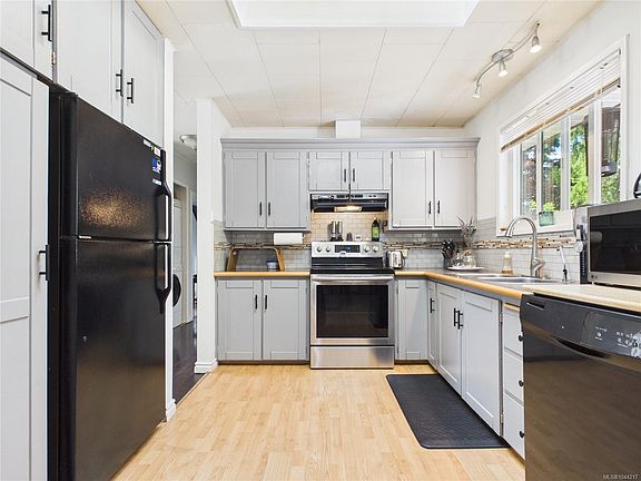 4th image of 3624 Uplands Dr