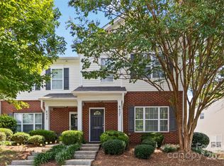 8437 Big Creek Ct, Matthews, NC 28105