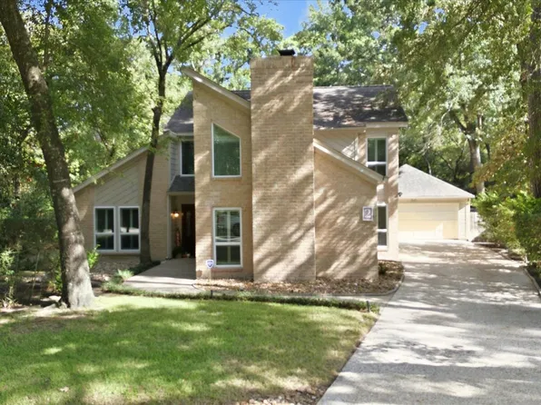 2 Rambling Wood Ct, Spring, TX 77380