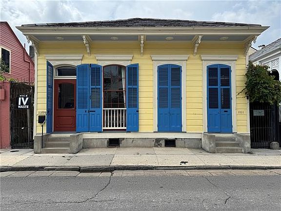 2nd image of 1109 Bourbon St