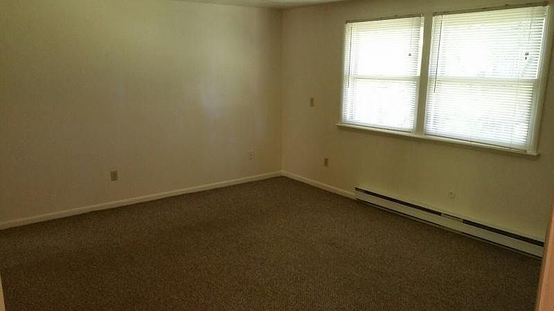2nd image of 34 Wayne St APT B6