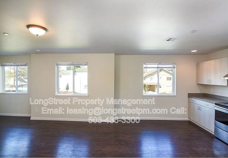 1960 NW Taylor Ave #101 — Photo 16